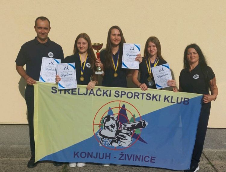 Kadetkinje SSK Konjuh prvakinje Federacije BiH